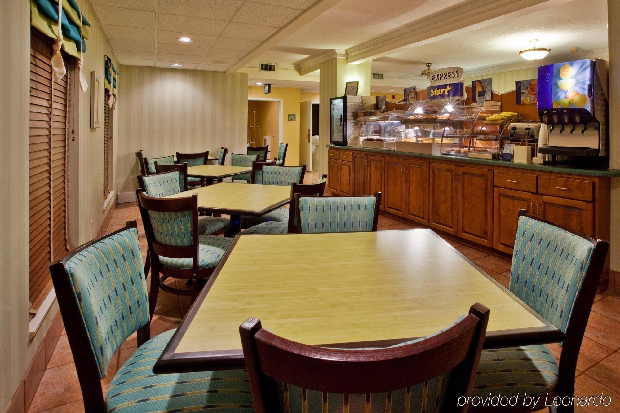 Holiday Inn Express Saint Simons Island By Ihg St. Simons Island Restaurang bild